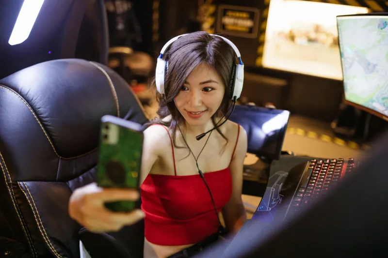 Watching Someone Else Lose Is Making You Reckless: The Streaming Trap Rewiring Aussie Casino Brains